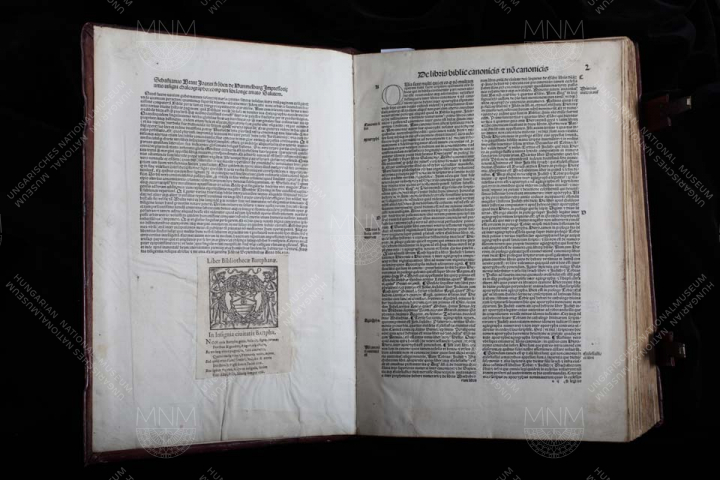 Biblia Latina, I.