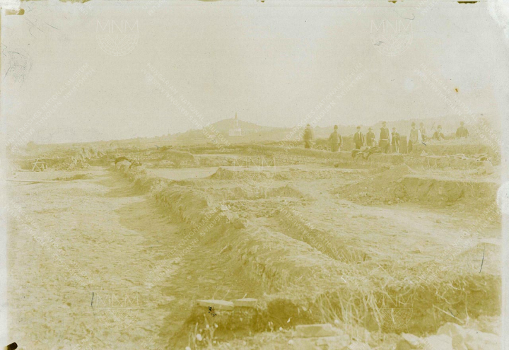Ásatási fotó az 1900-as évek első harmadából