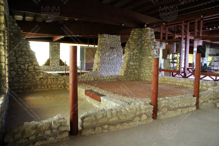 13.-14. helyiség