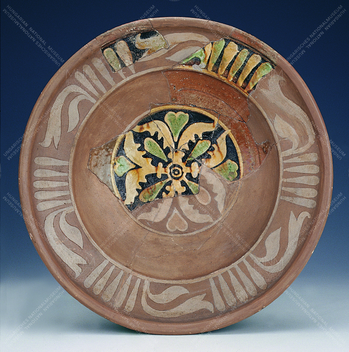 GLAZED DISH, TÚRKEVE-MÓRIC