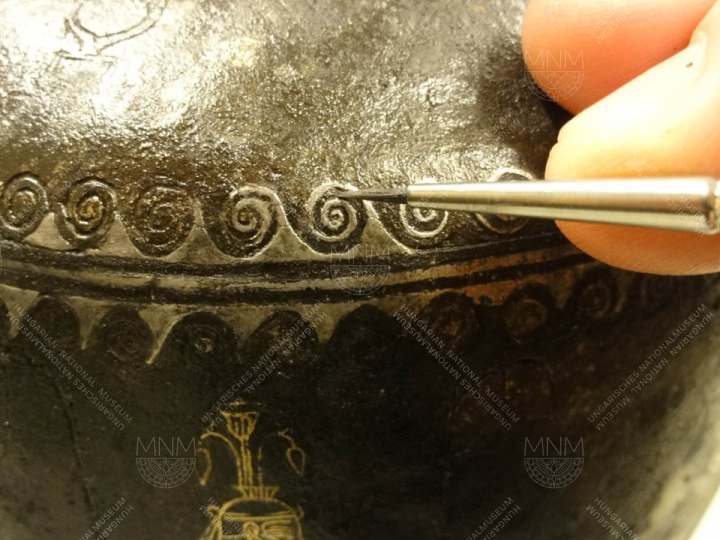 Római kancsó és patera másolatkészítése