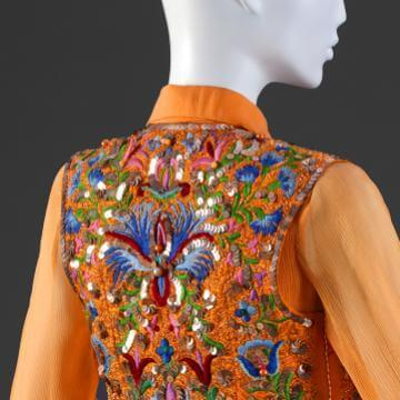 CLARA | Online kurátori tárlatvezetés-sorozat